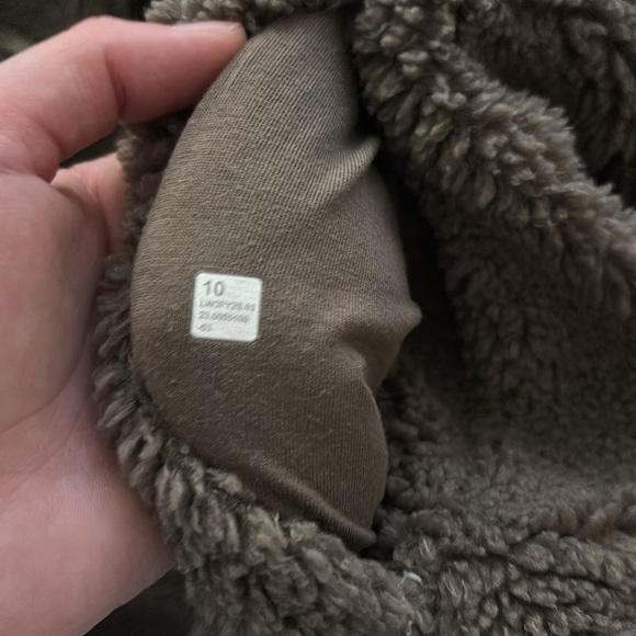 lululemon athletica Charcoal Women's Hoodie Sweater - Picture 4 of 4